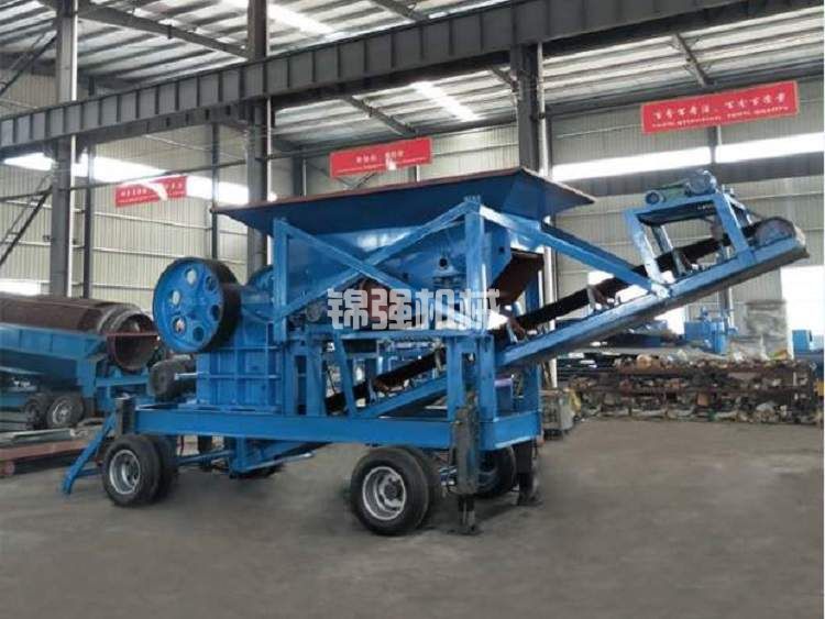 投資這樣的移動式建筑垃圾破碎機多少錢一臺?(圖3) 投資這樣的移動式建筑垃圾破碎機多少錢一臺?(圖3)